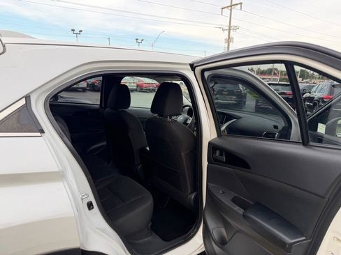 Used 2020 Mitsubishi Eclipse Cross ES FWD image 8