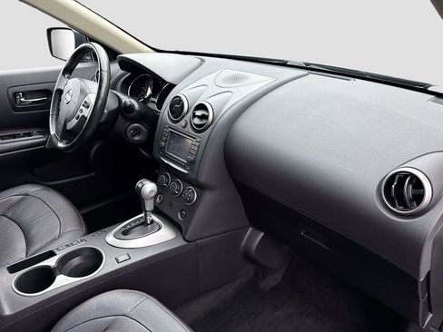 Used 2013 Nissan Rogue SL image 29