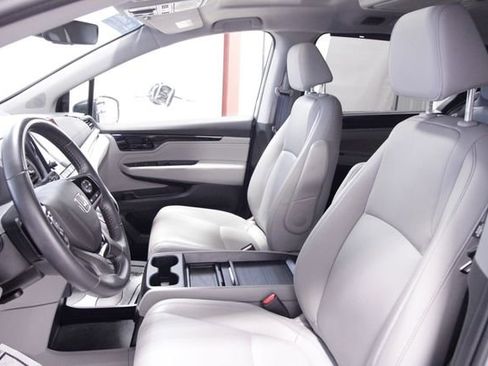 Used 2023 Honda Odyssey Touring image 15
