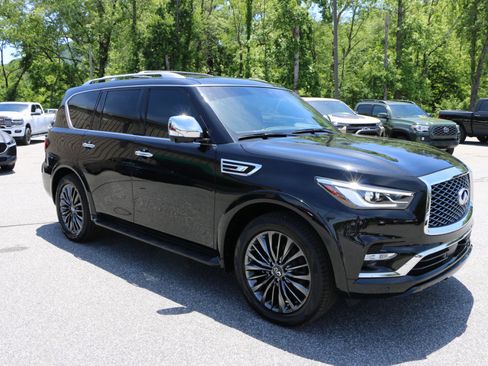 Used 2023 INFINITI QX80 Sensory w/ Cargo Package RWD image 10