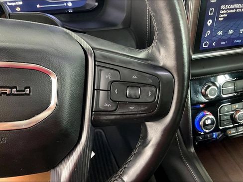 Used 2023 GMC Yukon Denali Ultimate AWD/4WD image 15