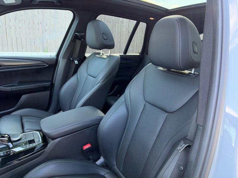 Used 2023 BMW X3 xDrive30i w/ M Sport Package AWD/4WD image 21