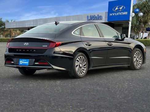 Used 2023 Hyundai Sonata Limited image 2