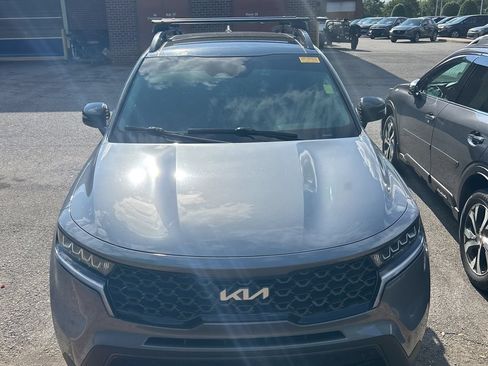 Certified 2023 Kia Sorento S w/ Panoramic Sunroof Package AWD/4WD image 7
