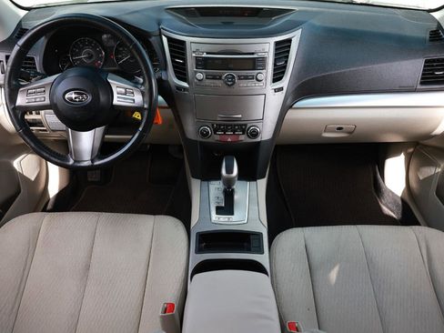 Used 2011 Subaru Outback 2.5i Premium w/ Popular Equipment Group 1B image 2