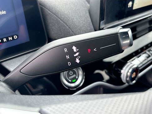 Used 2024 Honda Prologue EX image 20