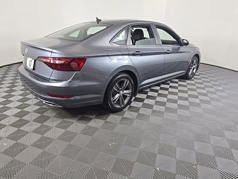 Used 2020 Volkswagen Jetta R-Line image 9