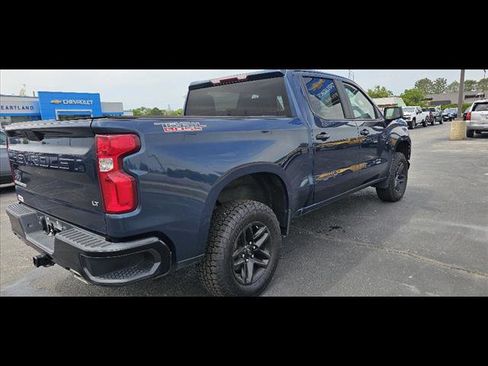 Used 2021 Chevrolet Silverado 1500 LT Trail Boss w/ Bed Protection Package image 3