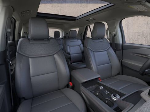 New 2026 Ford Explorer Active w/ Active Comfort Package AWD/4WD image 10