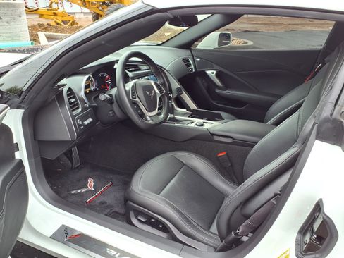 Used 2017 Chevrolet Corvette Grand Sport RWD image 22