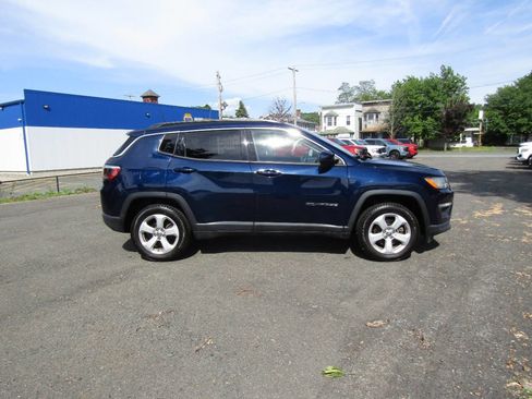 Used 2021 Jeep Compass Latitude AWD/4WD image 7