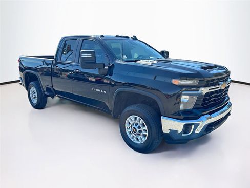 Used 2024 Chevrolet Silverado 2500 LT image 39