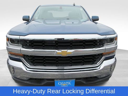 Used 2017 Chevrolet Silverado 1500 LT w/ All Star Edition AWD/4WD image 9