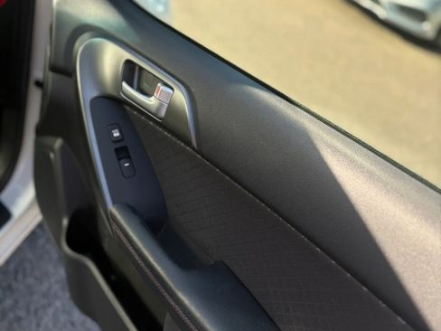 Used 2011 Kia Forte SX image 22