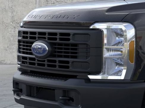 New 2026 Ford F250 XL w/ 360-Degree Camera Package AWD/4WD image 17