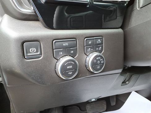 Used 2024 GMC Sierra 1500 SLT image 19