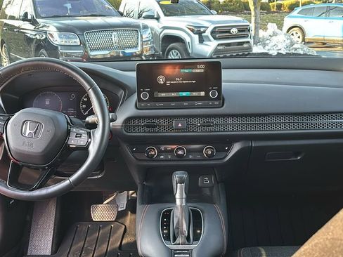 Certified 2023 Honda HR-V Sport image 12
