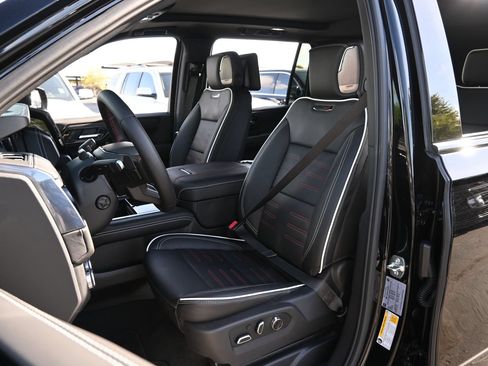Used 2026 GMC Yukon XL AT4 Ultimate AWD/4WD image 18