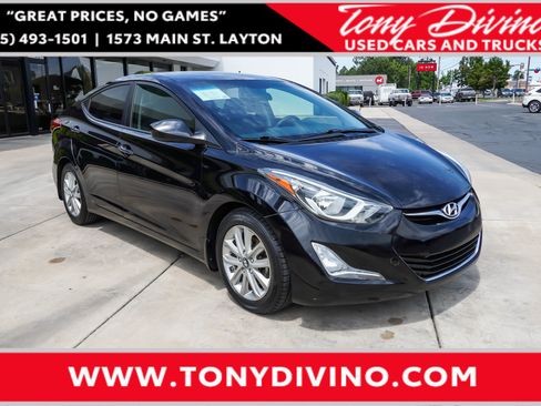 Used 2016 Hyundai Elantra SE w/ Option Group 02 FWD image 1