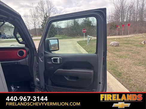 Used 2021 Jeep Wrangler Unlimited Rubicon w/ LED Lighting Group AWD/4WD image 26
