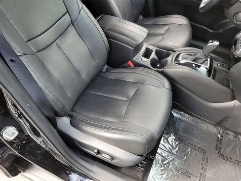 Used 2020 Nissan Rogue SL w/ Premium Package image 22