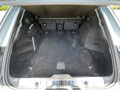 Certified 2023 Porsche Panamera RWD image 42
