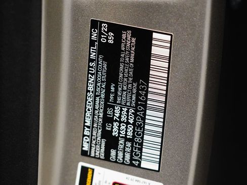 Certified 2023 Mercedes-Benz GLS 580 4MATIC image 33