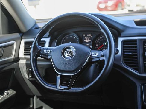Used 2018 Volkswagen Atlas SE image 15