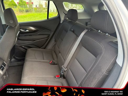 Used 2024 GMC Terrain SLE w/ Driver Convenience Package FWD image 29
