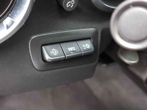 Used 2022 Chevrolet Camaro ZL1 RWD image 16