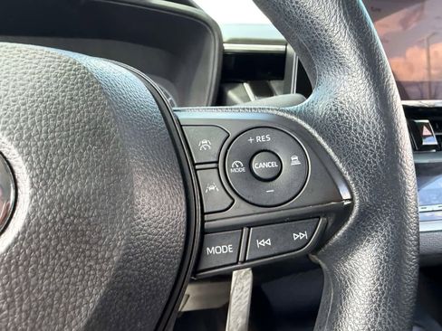 Used 2024 Toyota Corolla LE FWD image 29