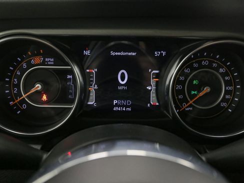 Used 2023 Jeep Wrangler Sahara image 42