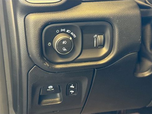 Used 2020 RAM 1500 Lone Star image 10