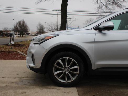 Used 2017 Hyundai Santa Fe SE w/ SE Premium Package 02 image 48