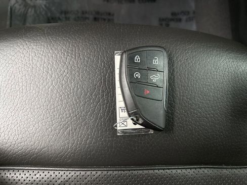 Used 2024 GMC Sierra 1500 Denali w/ Denali Reserve Package AWD/4WD image 40