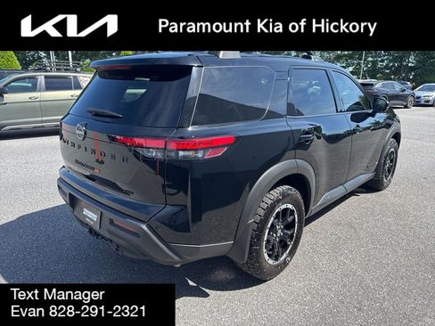 Used 2025 Nissan Pathfinder Rock Creek AWD/4WD image 7
