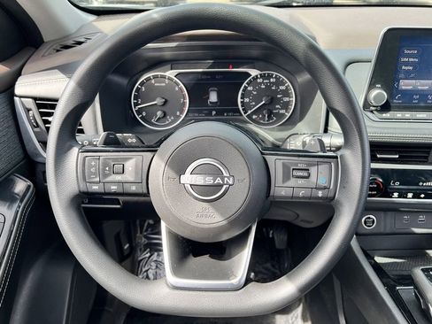 Used 2023 Nissan Rogue SV AWD/4WD image 10