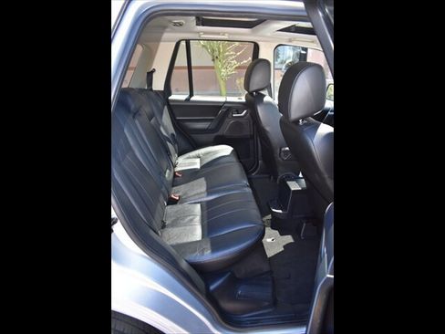 Used 2014 Land Rover LR2 AWD/4WD image 25