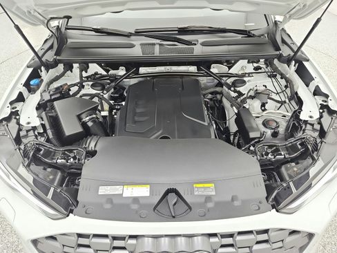 Used 2025 Audi Q5 Premium w/ Premium Plus AWD/4WD image 16