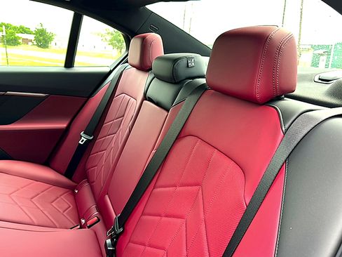 New 2026 BMW 530i w/ M Sport Package RWD image 17