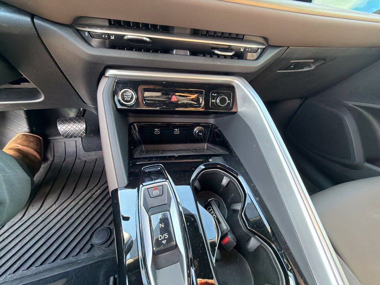 Used 2025 Audi Q5 Premium Plus AWD/4WD image 15