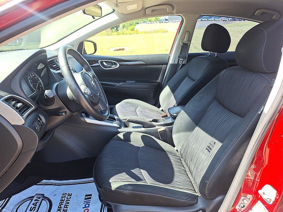 Used 2019 Nissan Sentra SV FWD image 11