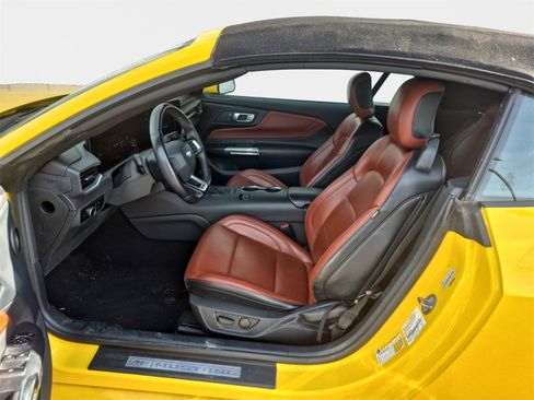 Used 2024 Ford Mustang Premium image 12