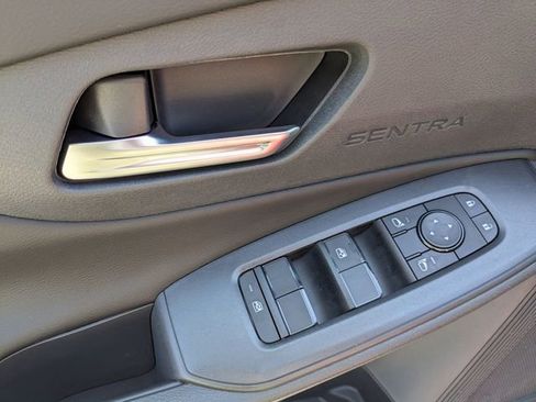 New 2026 Nissan Sentra SV w/ SV Convenience Package FWD image 12