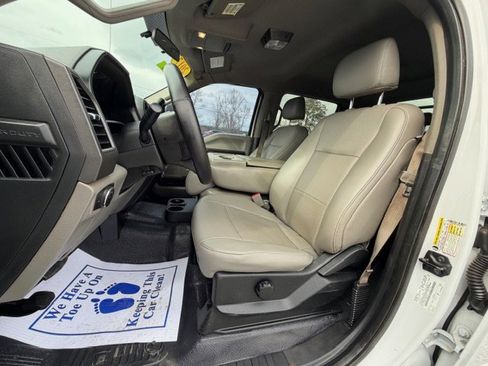 Used 2017 Ford F250 XL w/ Power Equipment Group image 7
