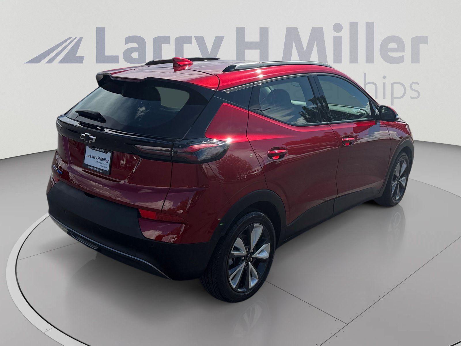Used 2022 Chevrolet Bolt EUV LT w/ Convenience Package FWD image 5