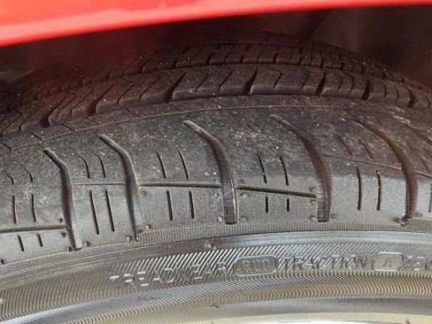 Used 2014 Chevrolet Cruze LT w/ RS Package image 13