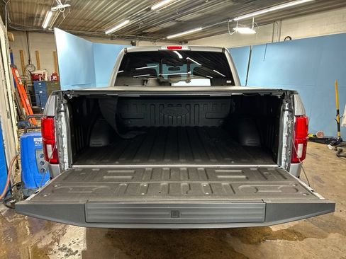Used 2020 Ford F150 Lariat w/ Equipment Group 502A Luxury AWD/4WD image 11