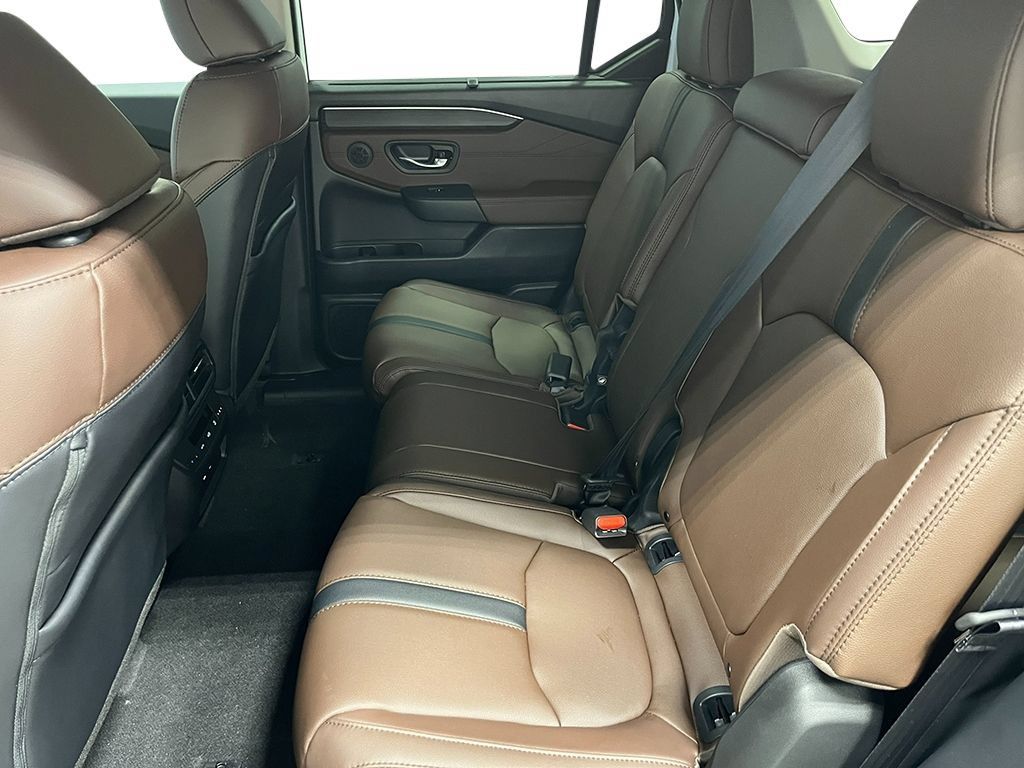 New 2026 Honda Pilot Touring image 23