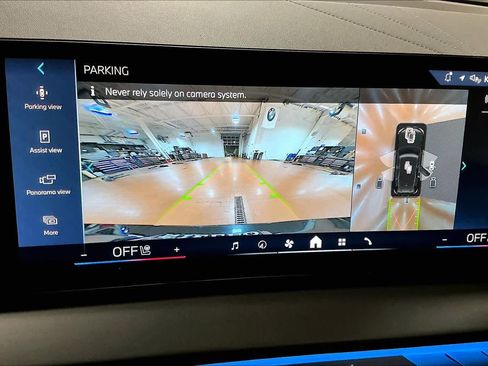 Used 2025 BMW X3 xDrive30i w/ Premium Package image 24